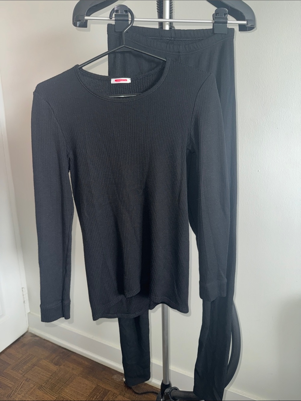 Black Ribbed Long Sleeve Top and under pant winter snow thermo by damart